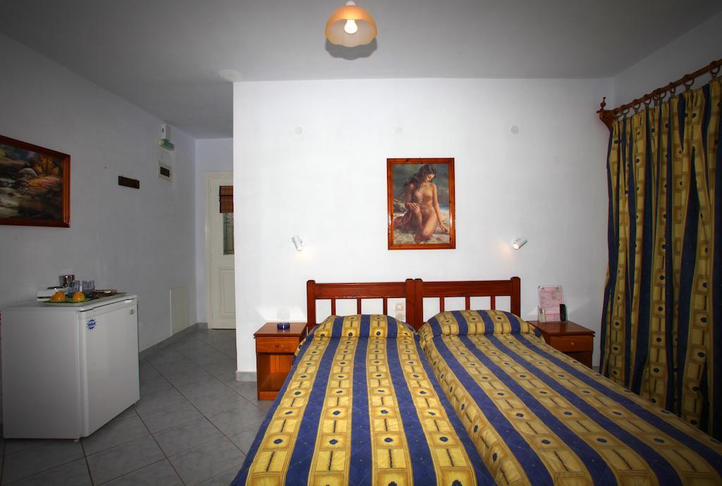 Alexandros Rooms & Studios سكوبيلوس تاون الغرفة الصورة